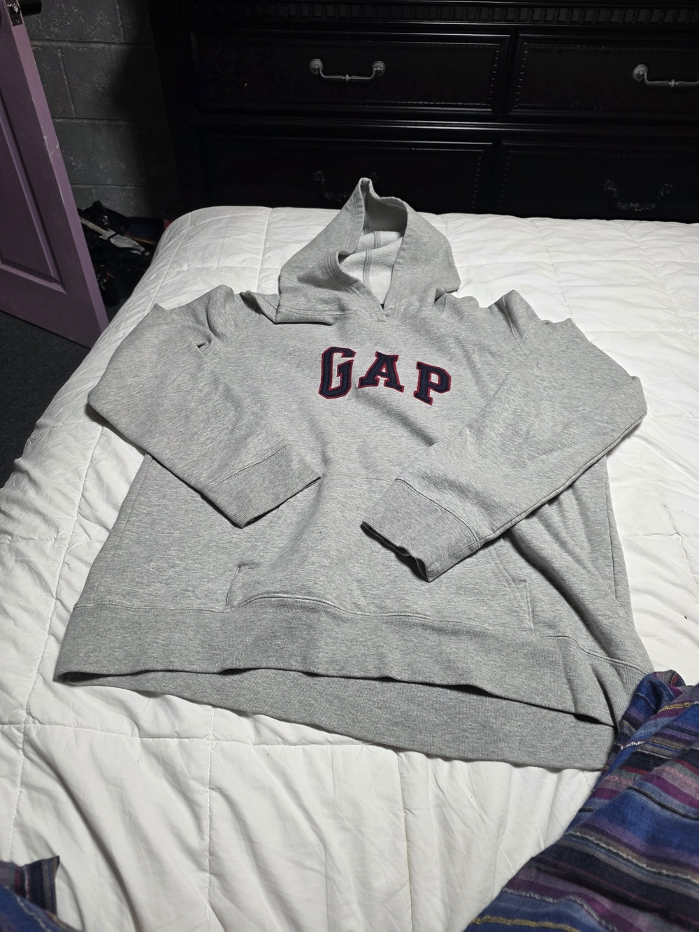 GAP' Gray Hooded Sweatshirt